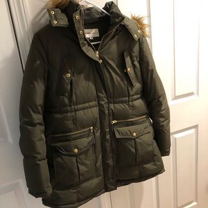 MOMO Maternity Winter Jacket-Size M